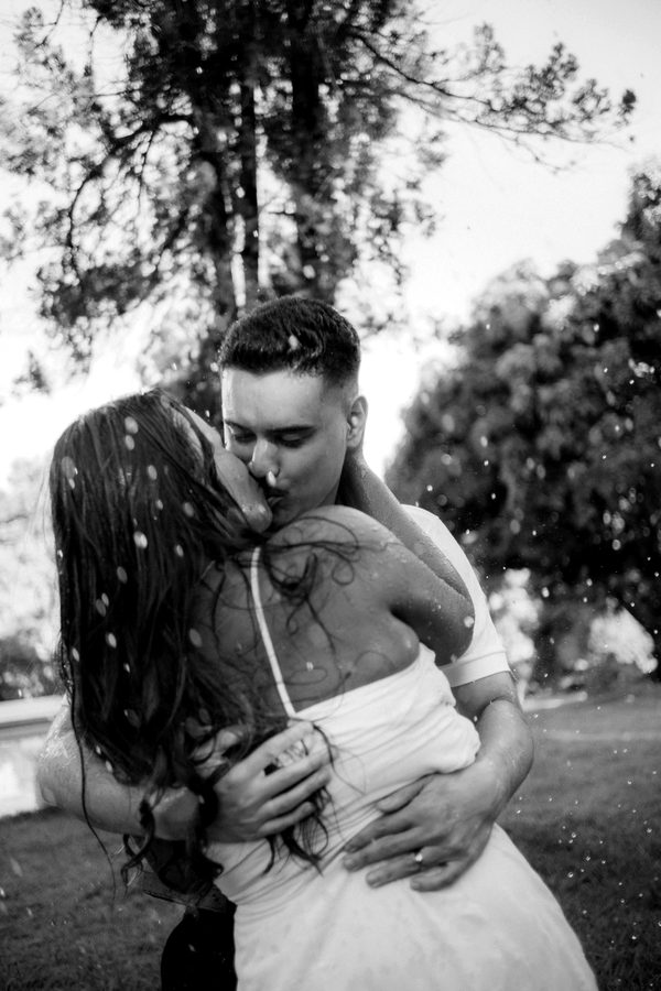 Fotografia de casamento em preto e branco