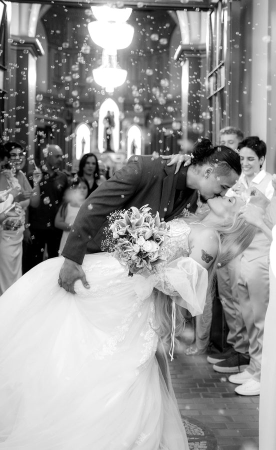 Fotografia de casamento em preto e branco